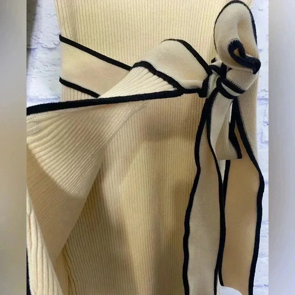 CHICWISH CONTRAST EDGE FLAP FRONT TIE BOW KNIT DRESS - Picture 4 of 5